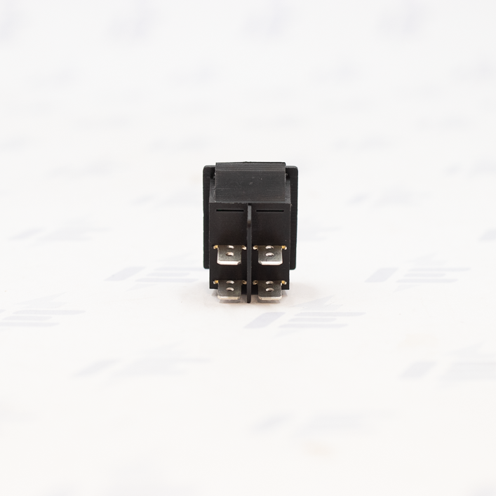 Přepínač 2p./4pin ON-OFF 250V/15zel.02620028
