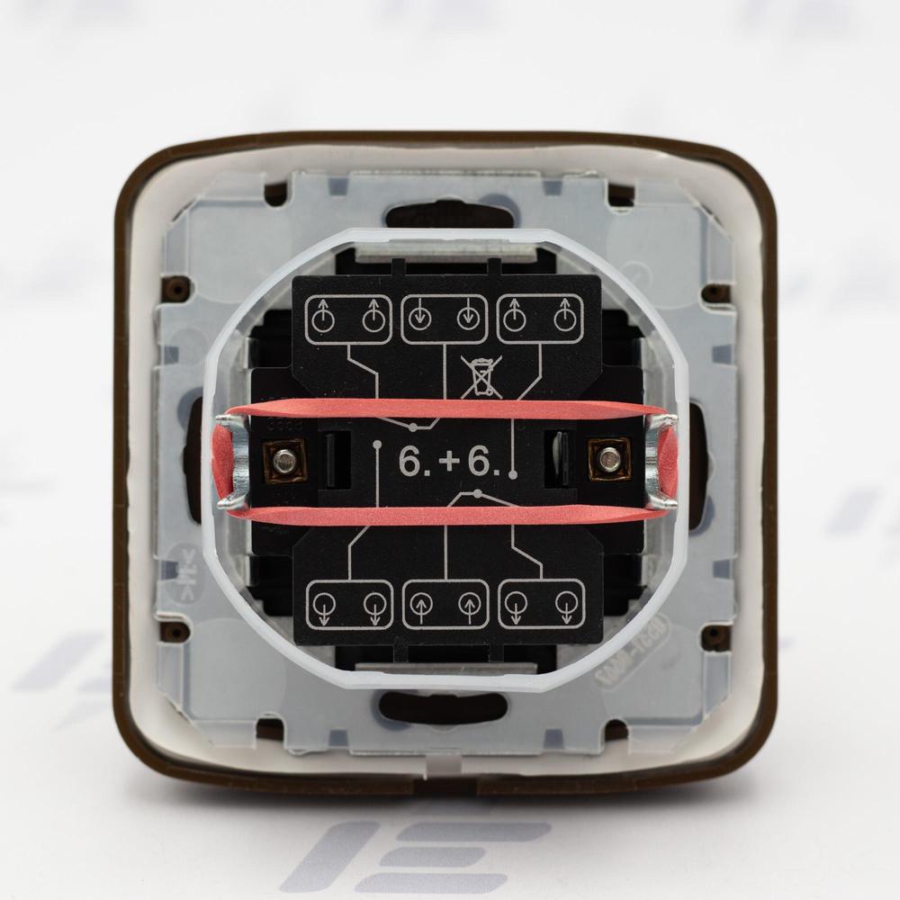TANGO IP44 Kompletní vypínač č. 6+6 s rámečkem 3558A-52940 H