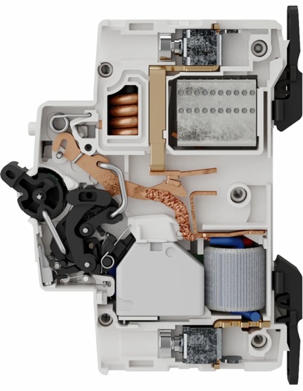 Vnitřek jističochrániče ABB DS301C B10 A30 pravá strana